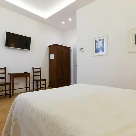 Casale *